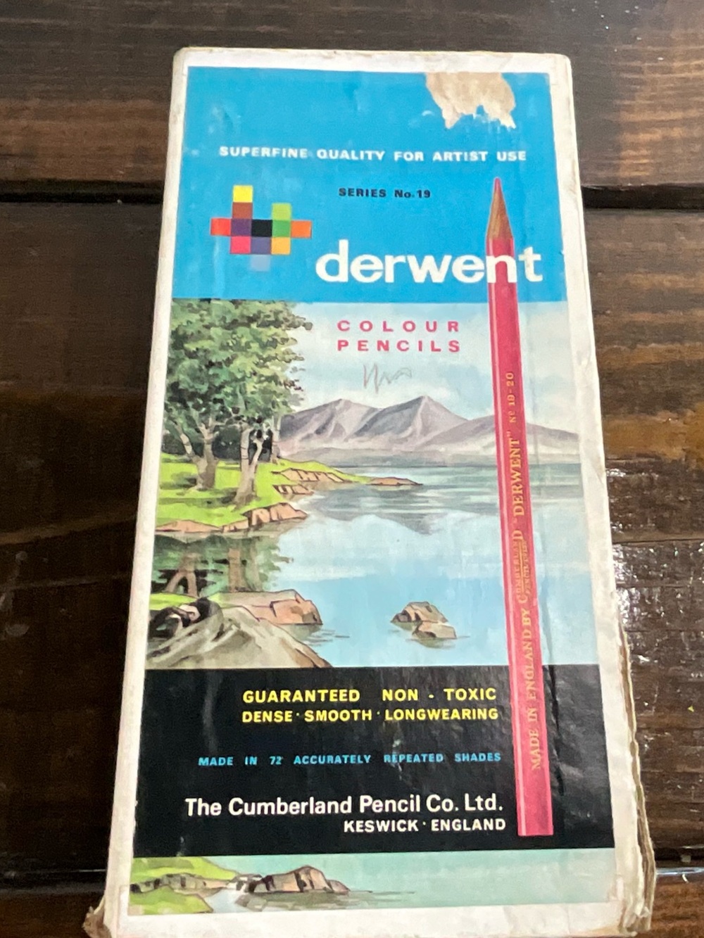 Vintage Derwent Color Pencils 70 Assorted Colors Series No 19